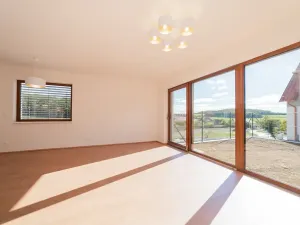 Prodej bytu 5+kk, Mořina, 106 m2