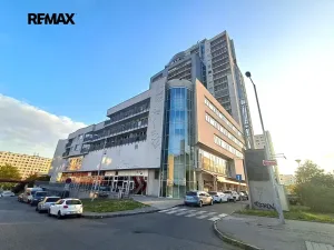 Prodej garážového stání, Praha - Stodůlky, Petržílkova, 11 m2