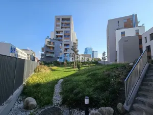 Pronájem bytu 2+kk, Praha - Holešovice, V háji, 62 m2