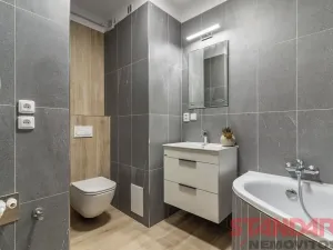 Prodej bytu 2+kk, Přeštice, Na Chmelnicích, 52 m2