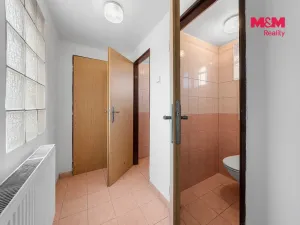 Prodej obchodního prostoru, Ústí nad Labem - Neštěmice, Veslařská, 240 m2