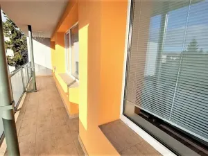 Prodej bytu 2+1, Praha, Ke kladivům, 62 m2