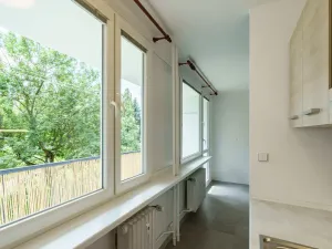 Prodej bytu 1+kk, Praha - Prosek, Veltruská, 33 m2
