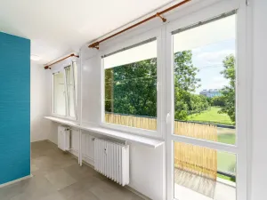 Prodej bytu 1+kk, Praha - Prosek, Veltruská, 33 m2