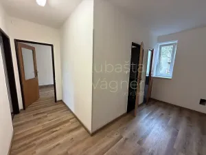 Pronájem bytu 2+1, Chrudim, Dr. Václava Peška, 56 m2