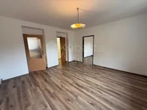 Pronájem bytu 2+1, Chrudim, Dr. Václava Peška, 56 m2