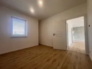 Pronájem rodinného domu, Tichá, 83 m2