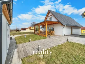 Prodej vinného sklepa, Jevišovka, 190 m2