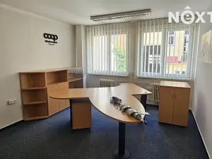 Pronájem obchodního prostoru, Tábor, Budějovická, 2000 m2