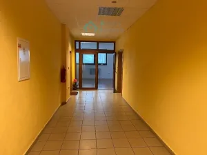 Pronájem komerční nemovitosti, Chrudim, Průmyslová, 89 m2
