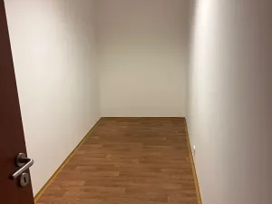 Pronájem komerční nemovitosti, Chrudim, Průmyslová, 89 m2
