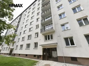 Prodej bytu 3+1, Opava, Olomoucká, 64 m2