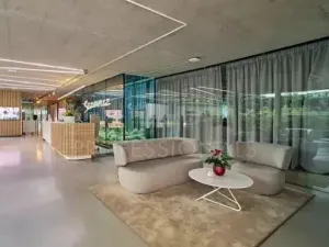 Pronájem kanceláře, Praha - Smíchov, Radlická, 127 m2