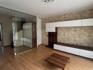 Pronájem rodinného domu, Praha - Řeporyje, Dělená, 170 m2