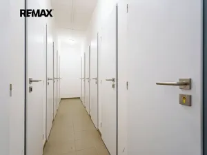 Prodej bytu 2+kk, Jince, Zborovská, 45 m2