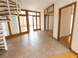 Pronájem bytu 5+kk, Praha - Vinohrady, Mánesova, 300 m2