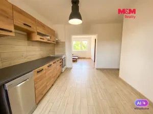 Prodej bytu 3+1, Prosenice, Školní, 97 m2