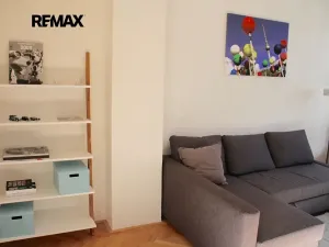 Pronájem bytu 2+1, Praha - Vinohrady, Vinohradská, 52 m2