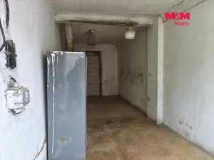 Pronájem garáže, Slatina, 55 m2