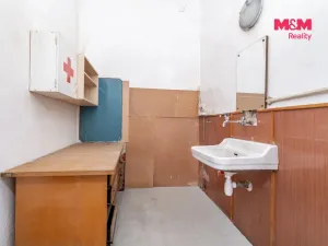Prodej obchodního prostoru, Jihlava, Čajkovského, 108 m2