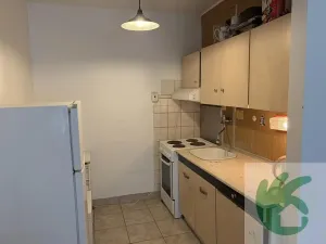 Pronájem bytu 2+kk, Neratovice, Dr. E. Beneše, 40 m2