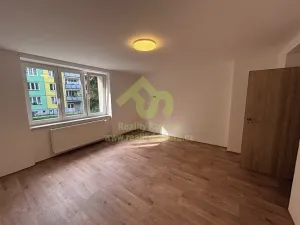 Pronájem bytu 2+1, Rokycany, Družstevní, 56 m2