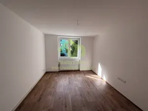 Pronájem bytu 2+1, Rokycany, Družstevní, 56 m2