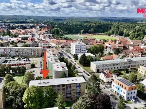Prodej bytu 2+1, Blatná, Nerudova, 45 m2