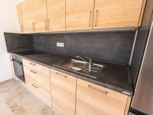 Pronájem bytu 1+kk, Praha - Hlubočepy, Fabiánové, 29 m2