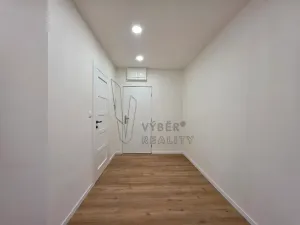 Prodej bytu 2+1, Praha - Záběhlice, Práčská, 52 m2
