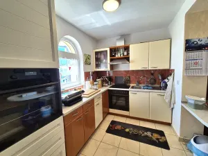 Prodej bytu 3+kk, Njivice, Chorvatsko, 98 m2