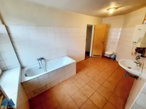 Pronájem bytu 2+1, Hostinné, 60 m2