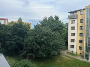 Prodej bytu 2+1, Praha, K lučinám, 52 m2