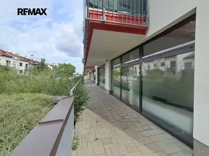 Pronájem obchodního prostoru, Praha - Modřany, Soukalova, 104 m2