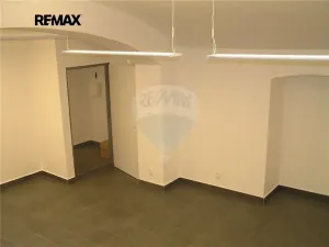 Pronájem obchodního prostoru, Praha - Vinohrady, Voroněžská, 46 m2