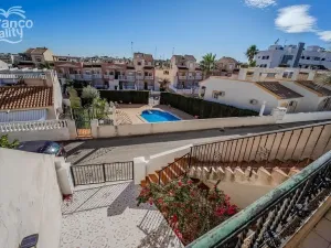 Prodej rodinného domu, Villamartin, Alicante, Španělsko, 126 m2