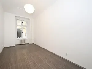 Pronájem bytu 3+1, Praha - Smíchov, Kroftova, 84 m2