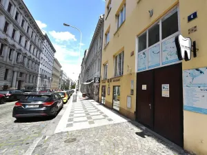 Prodej kanceláře, Praha - Vinohrady, Balbínova, 72 m2