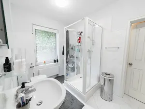 Prodej vily, Jesenice, Jiřinková, 330 m2