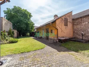 Prodej rodinného domu, Tlustice, 511 m2