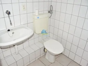Pronájem obchodního prostoru, Aš, Hlavní, 32 m2