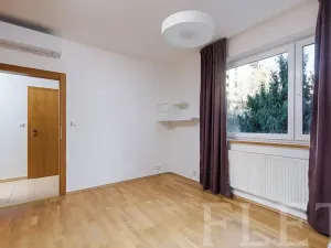 Prodej bytu 2+kk, Praha - Smíchov, Na Popelce, 58 m2