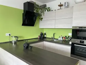 Prodej bytu 2+kk, Praha - Letňany, Hlučkova, 61 m2