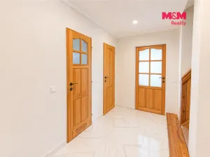 Pronájem rodinného domu, Praha - Hostivař, V nové čtvrti, 280 m2