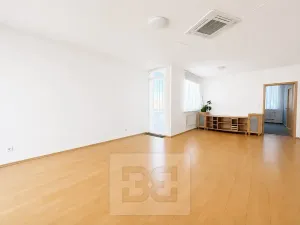 Pronájem bytu 3+kk, Břeclav, Husova, 100 m2