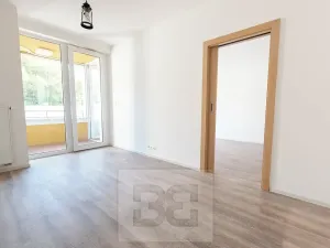 Pronájem bytu 2+kk, Praha - Košíře, Vrchlického, 43 m2