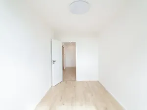 Prodej bytu 4+kk, Praha, Novodvorská, 71 m2