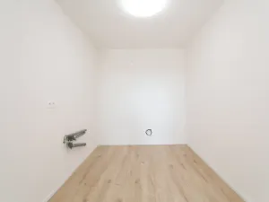 Prodej bytu 4+kk, Praha, Novodvorská, 71 m2