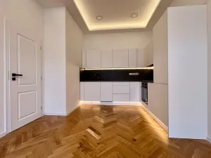 Prodej bytu 2+kk, Praha - Holešovice, Dělnická, 42 m2