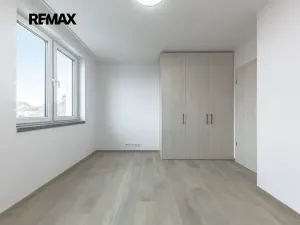 Pronájem bytu 3+kk, Kladno, Veleslavínova, 71 m2